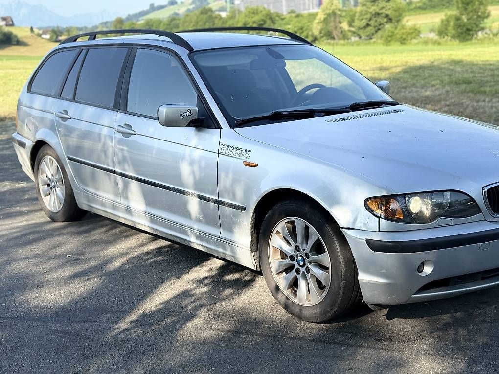 Automobili: BMW 320 TDI  Automat  – Usato da Udligenswil venduto da Sch2s 4