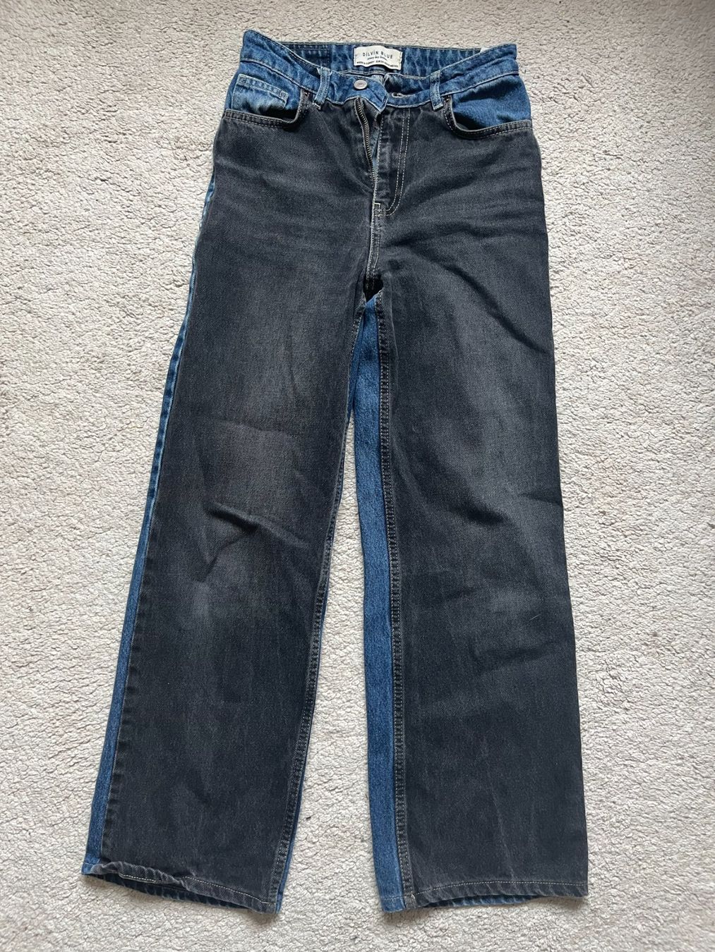 Jeans: Black & Blue Denim Jeans – Usato da Basel venduto da das_7wzs