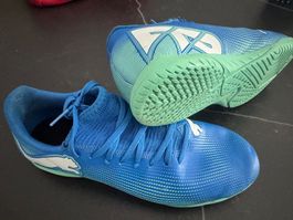Puma Hallenschuhe Grösse 39 blau grün gebraucht