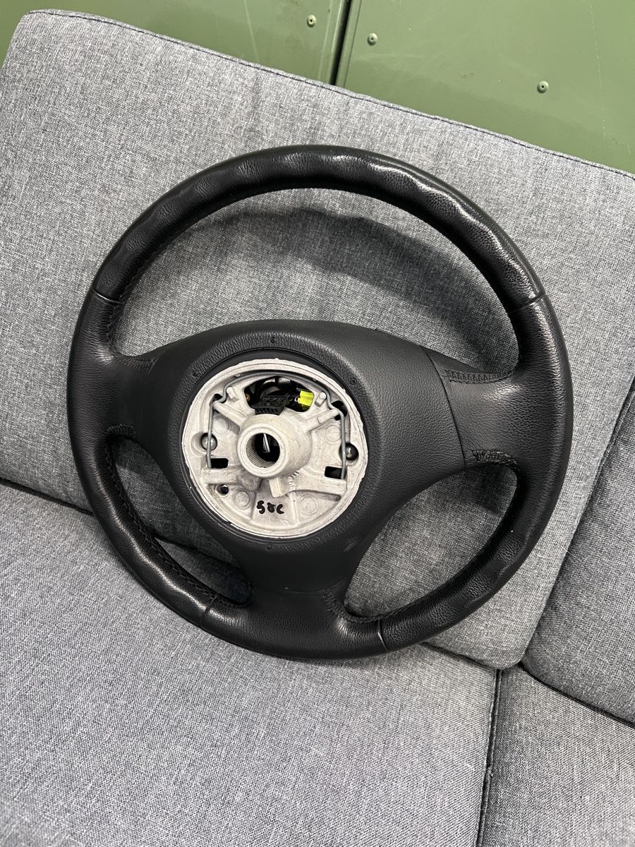 BMW Alle Autoersatzteile: BMW E90 E91 Lederlenkrad VFL Multifunktion, inkl. Airbag – Gebraucht aus Buochs von mikhh33 2