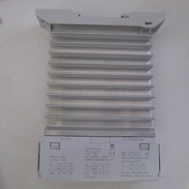Siemens Composants électroniques: Halbleiterschütz Sirius 3RF2320-1AA02 Siemens – D'occasion à Thun par Estell 1