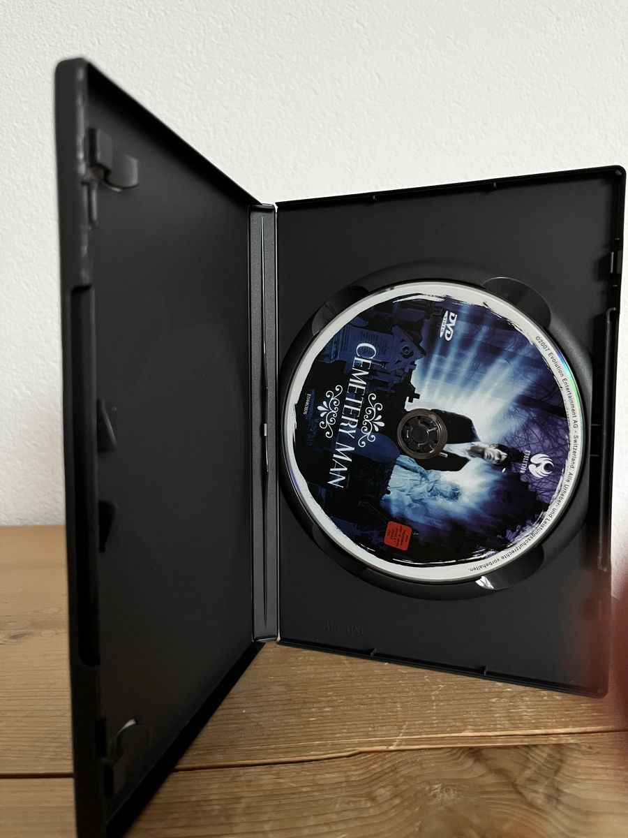Tous les DVDs: Cemetery Man DVD – D'occasion à Bassersdorf par McRob00 2