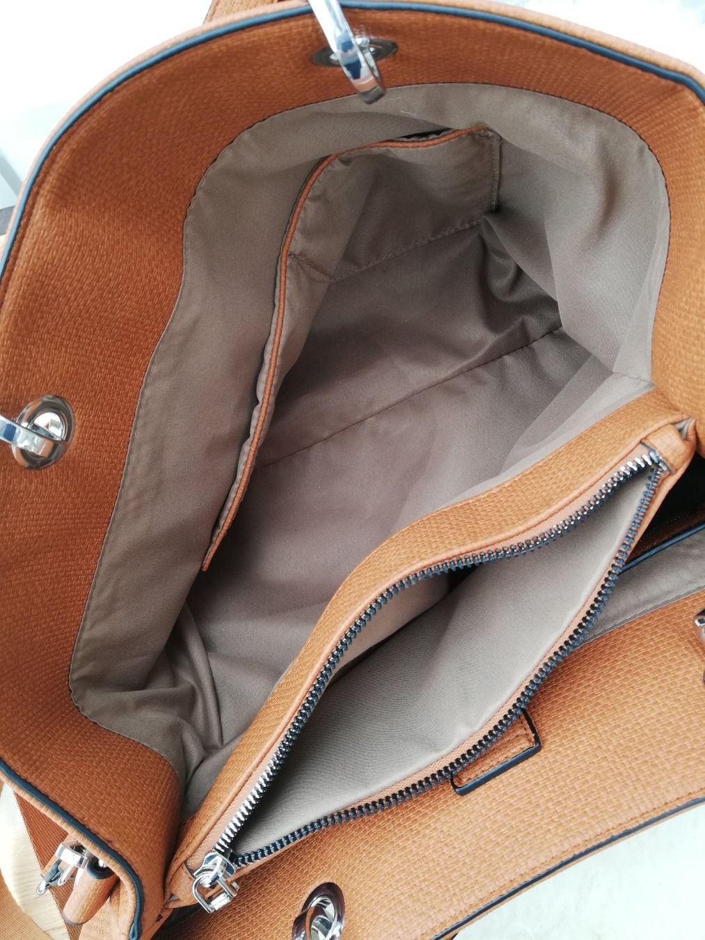 Sacs femmes: HANDTASCHE, NEU – Neuf (Voir description) à Egg b. Zürich par Kleinigkeit123 6