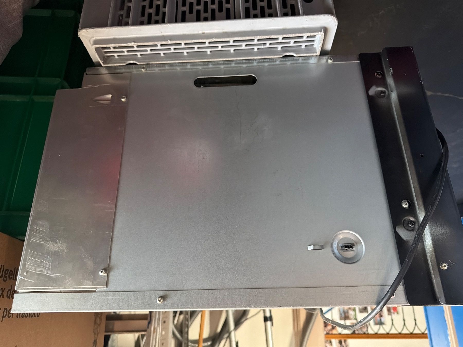 Küchengeräte: ElectroluxEBCGL9SP Schwarz Spiegel, Microwelle & Grill – Gebraucht aus Brügg BE von TSP02 4