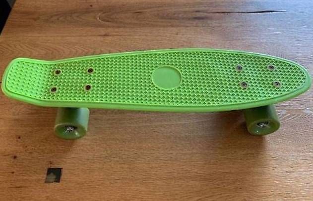 Skateboards: Skateboard enfant – Usato da Cheseaux-Noréaz venduto da carole_oz