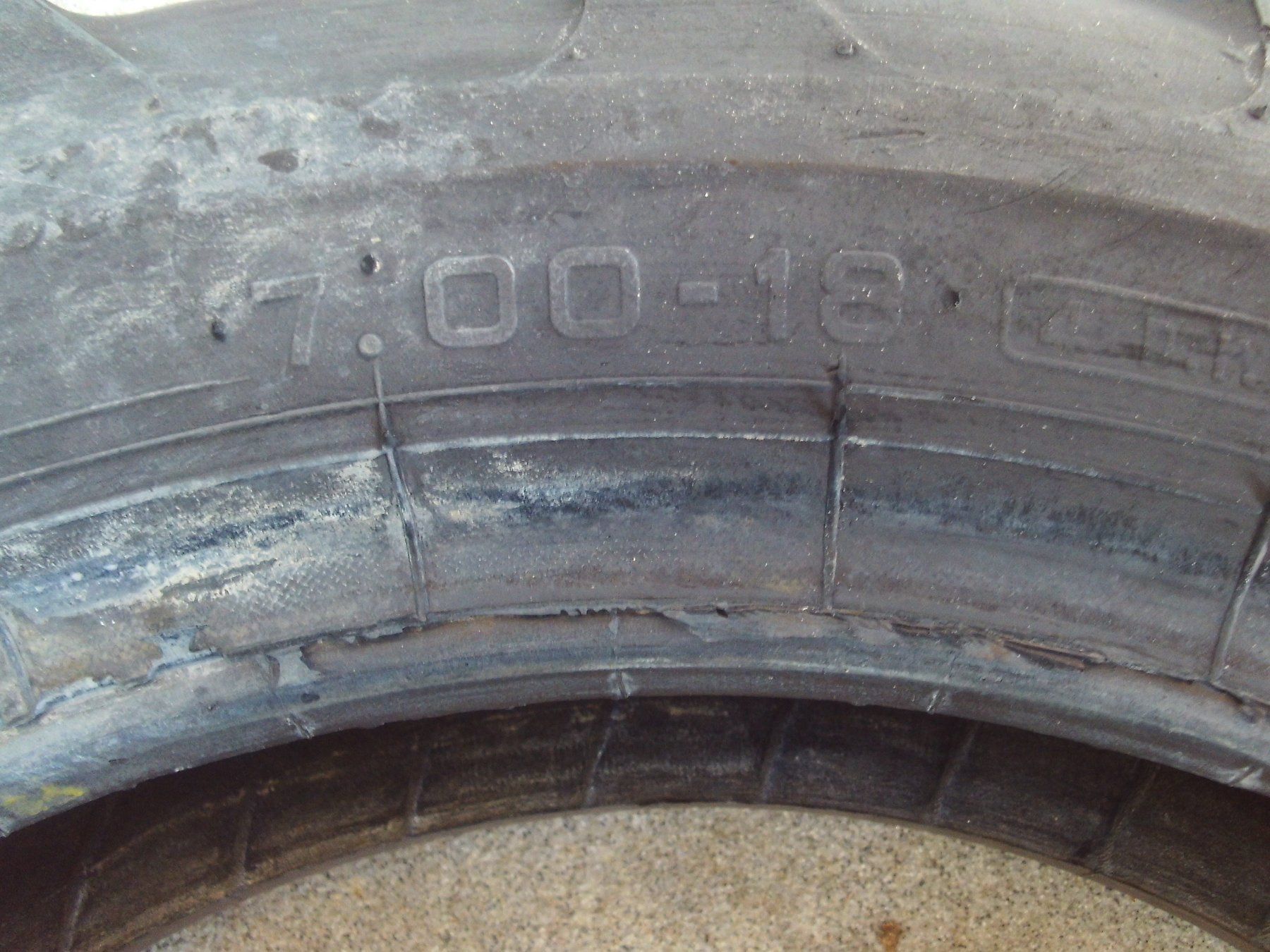 Pirelli Pneumatici & Ruote complete: Zu Verkaufen 2x Occ Pneu – Usato da Goldau venduto da Refarm 1