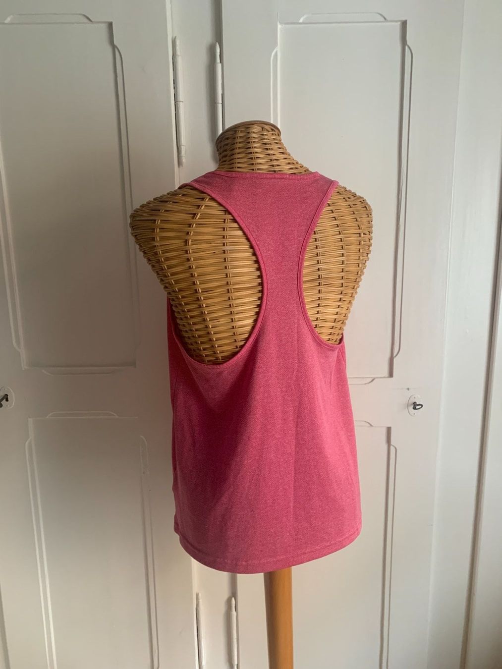 Puma Tops: PUMA - Sport Top pink M – D'occasion à Zürich par Diazaio 2