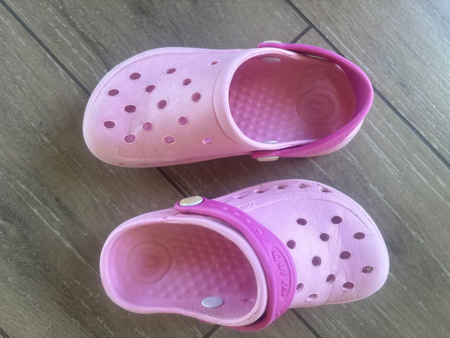 Chaussures filles: 27_Badeschuhe – D'occasion à Versegeres par kista
