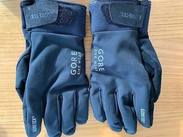 Guanti & manicotti: Velo Handschuhe Gore Tex - Gr. 8 – Usato da Hirschthal venduto da fam_zd6m