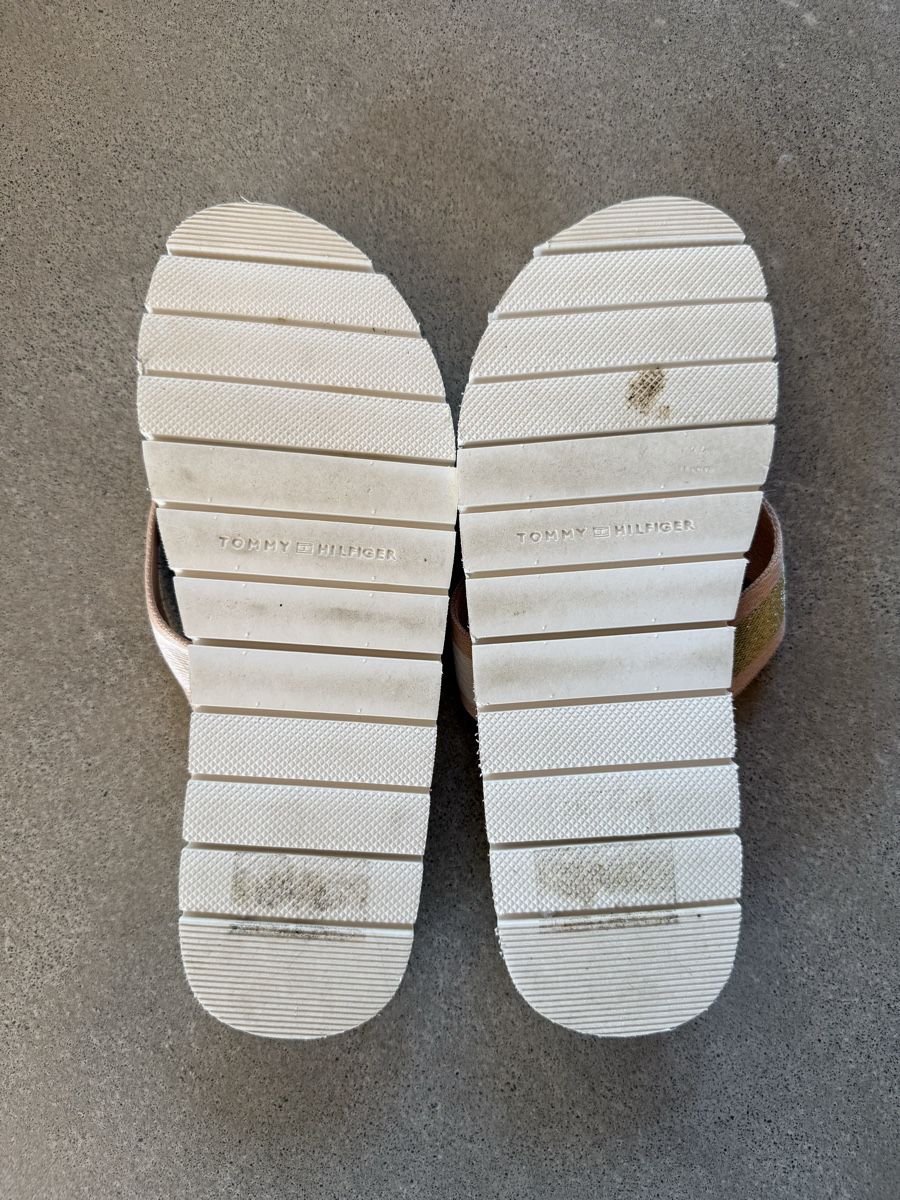 Tommy Hilfiger Scarpe da donna: Tommy Hilfiger Flip Flop ,  Gr.38/39! – Usato da Maienfeld venduto da griti666 3