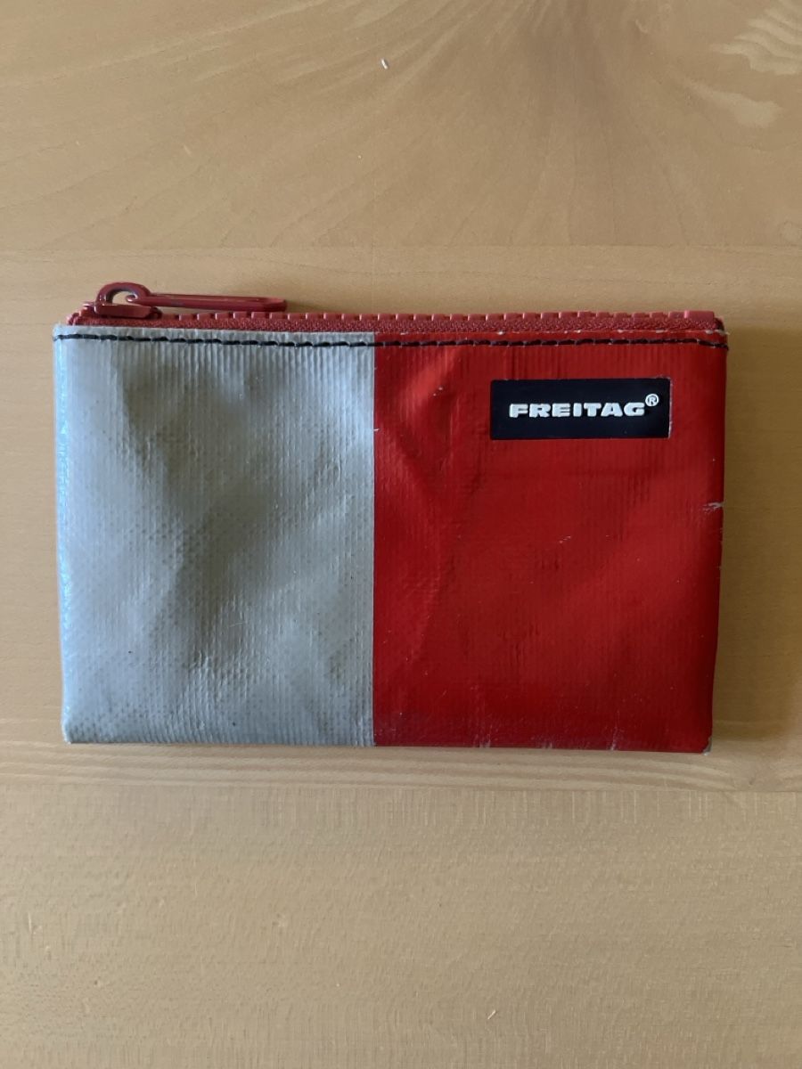 Portafogli: Freitag Portemonnaie rot/grau – Nuovo (secondo la descrizione) da Zürich venduto da olfri