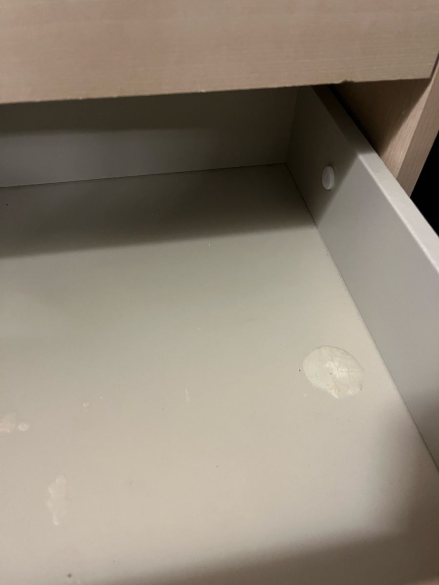 Tables de nuit: Nachttisch, Farbe beige – D'occasion à Boniswil par medixy 2