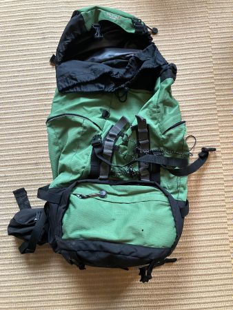 Trekkingrucksack Trek III-55 liter grün/schwarz gebraucht