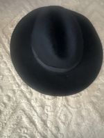 Chapeaux noir 