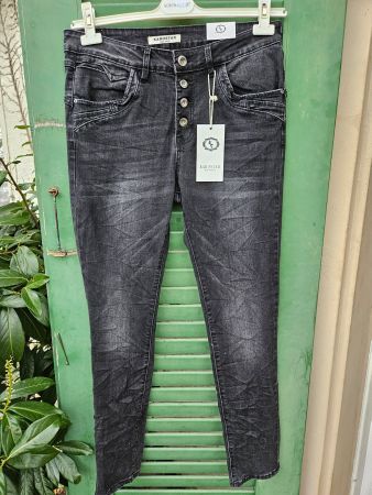 Karostar Jeans Gr 38 in Schwarz