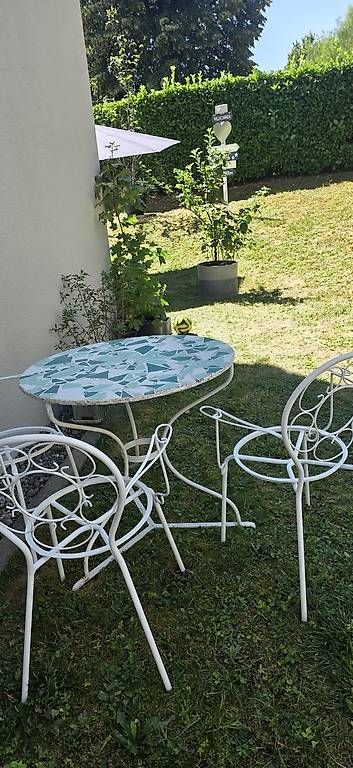 Tischset: Garten Tisch und Stühle  – Gebraucht aus Kriens von jos_6drn