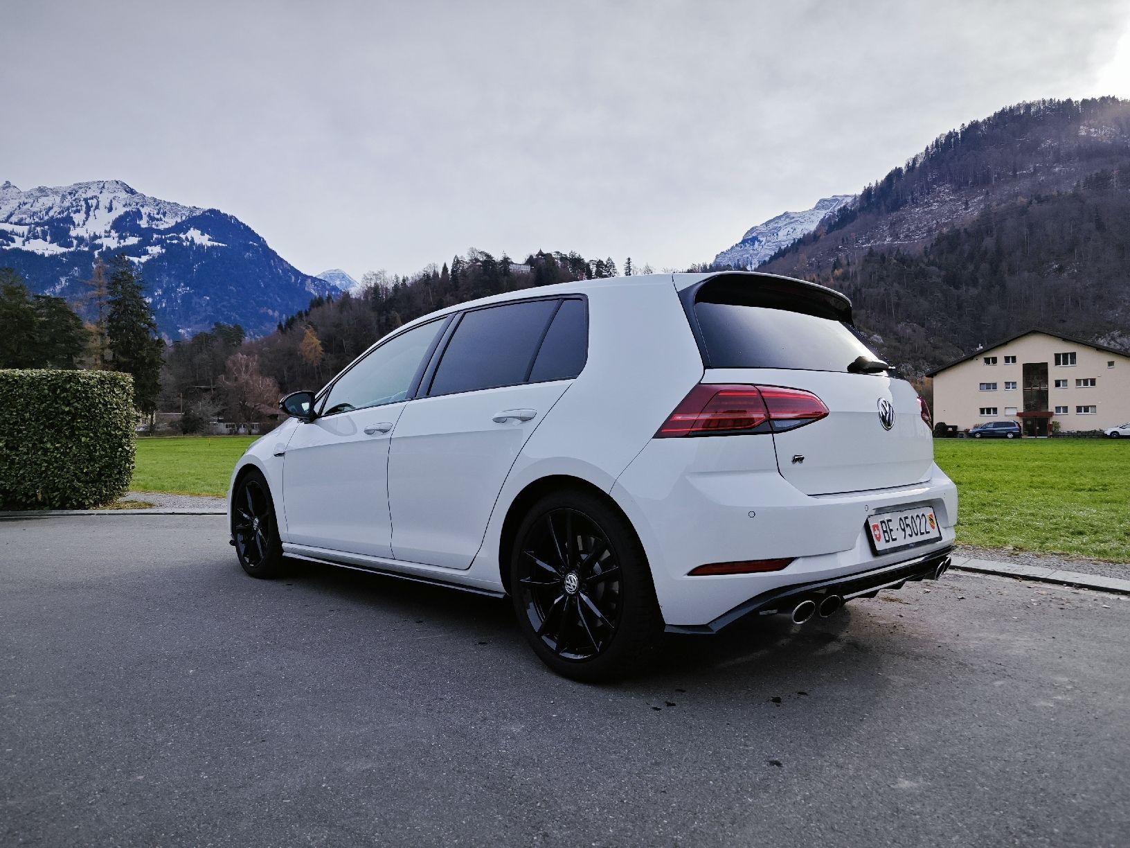 VW Automobili: VW Golf R 2.0 TSI 4 Motion – Usato da Interlaken venduto da marfis 4
