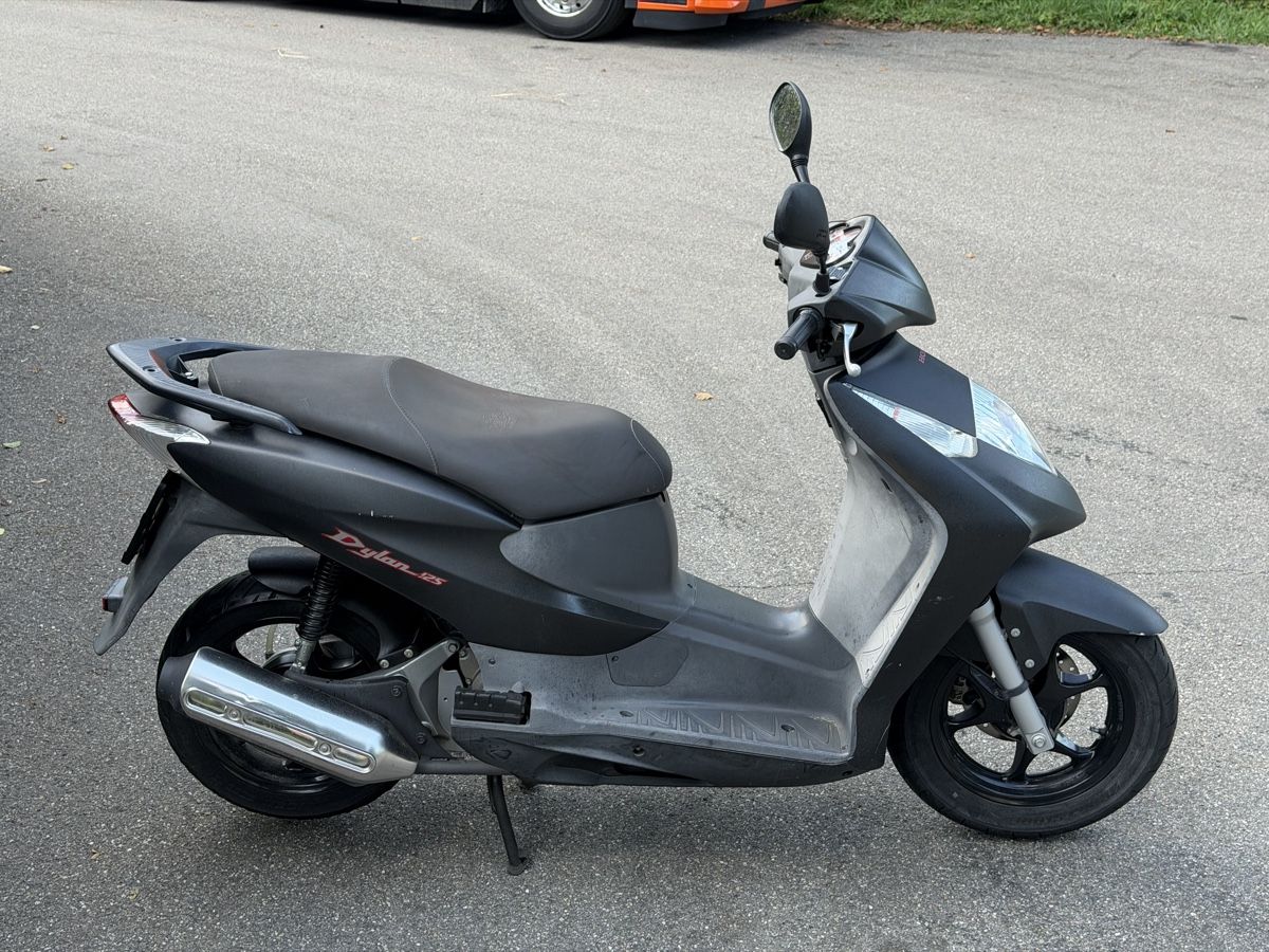 Honda Strada: Honda Ses 125 Dylan Ab Mfk  – Usato da Zullwil venduto da Autocentersalii 3