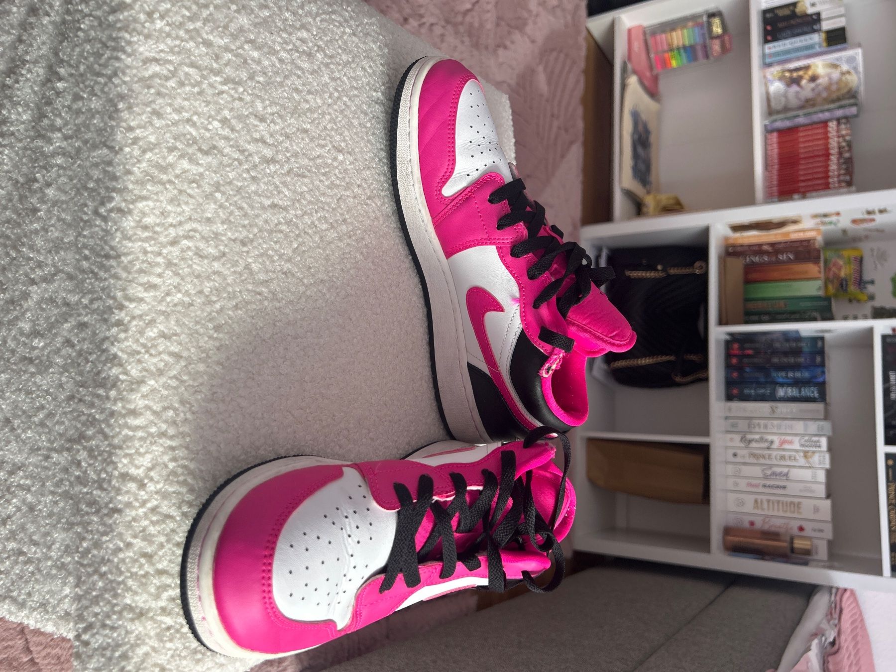 Jordan Scarpe per ragazze: Jordan fille – Usato da Sierre venduto da art_wqf9 1