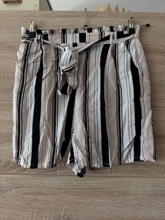 Short leger rayé