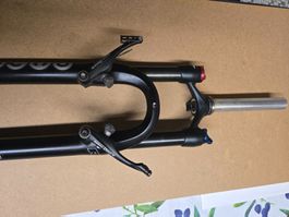RST MTB FEDERGABEL  Für 26 Zoll Radsatz