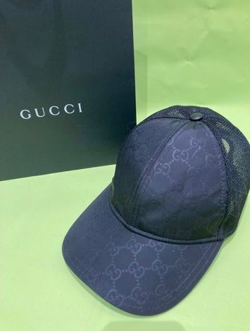 Gucci Copricapi, berretti & cappellini: Gucci 🧢 hut – Usato da Paradiso venduto da Kayakara