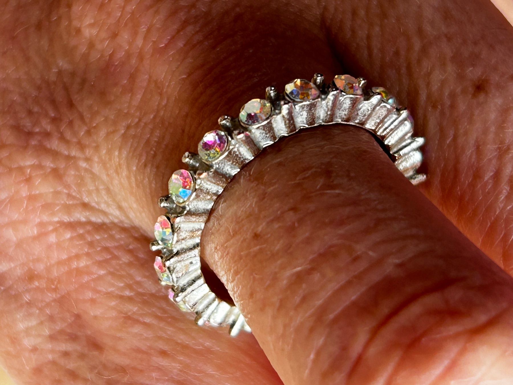 Anelli: Fingerring mit funkelnden Strasssteinen (61) – Usato da Laufen venduto da Bellavitaboom 3