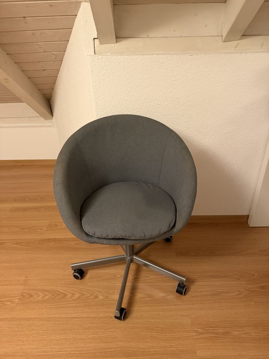 Sedie a rotelle: IKEA SKRUVSTA Drehstuhl – Usato da Winterthur venduto da dil_vj2f 2