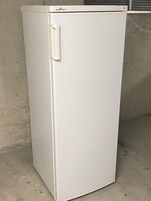 Gefrierschrank: Gefrierschrank – Gebraucht aus Niederhasli von Tigerproduct 2