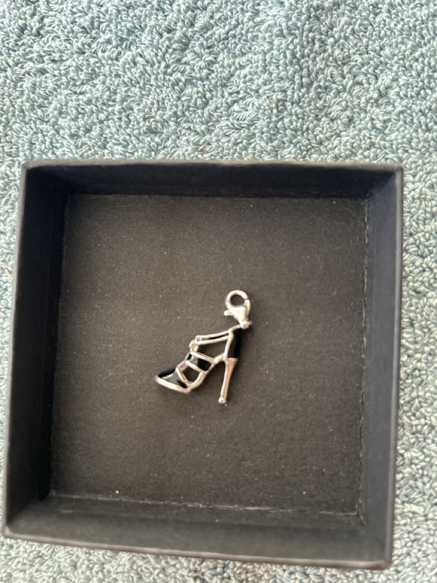 Thomas Sabo Pendentifs: Thomas Sabo high heel – D'occasion à Wohlen b. Bern par Honeypie