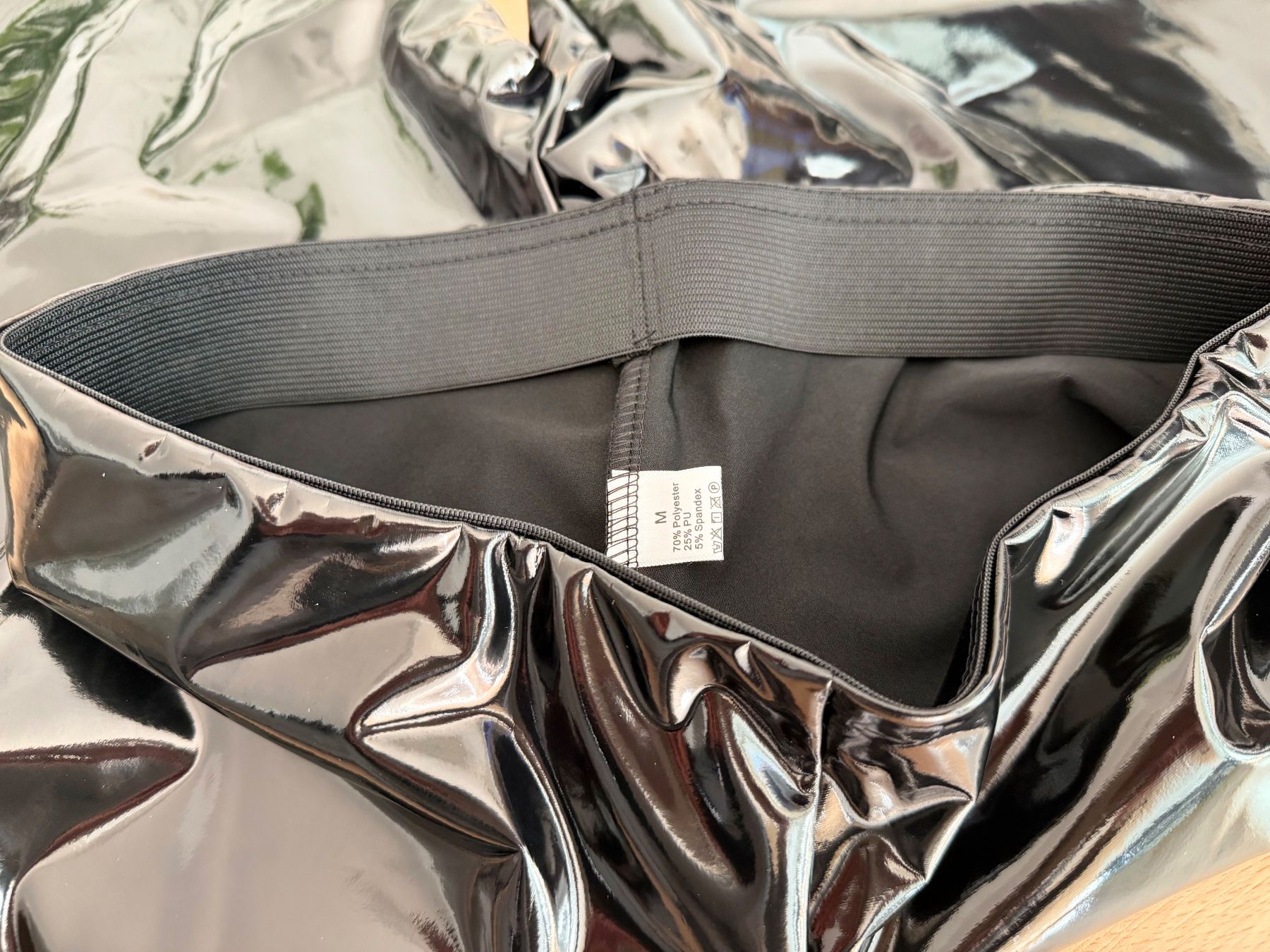Leggings: Vinyl Lack Leggings Schwarz – Nuovo e nell'imballaggio originale da Uetendorf venduto da Stoun 9