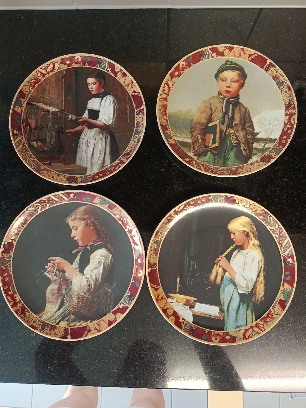 Teller: Assiettes de collection  – Gebraucht aus La chaux de fonds von ton_79f7 6