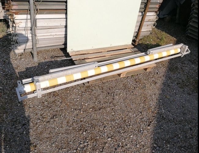 Stobag Tende da sole: Stobag Sonnenstore gelb/weiss – Usato da Obfelden venduto da carobaum 2