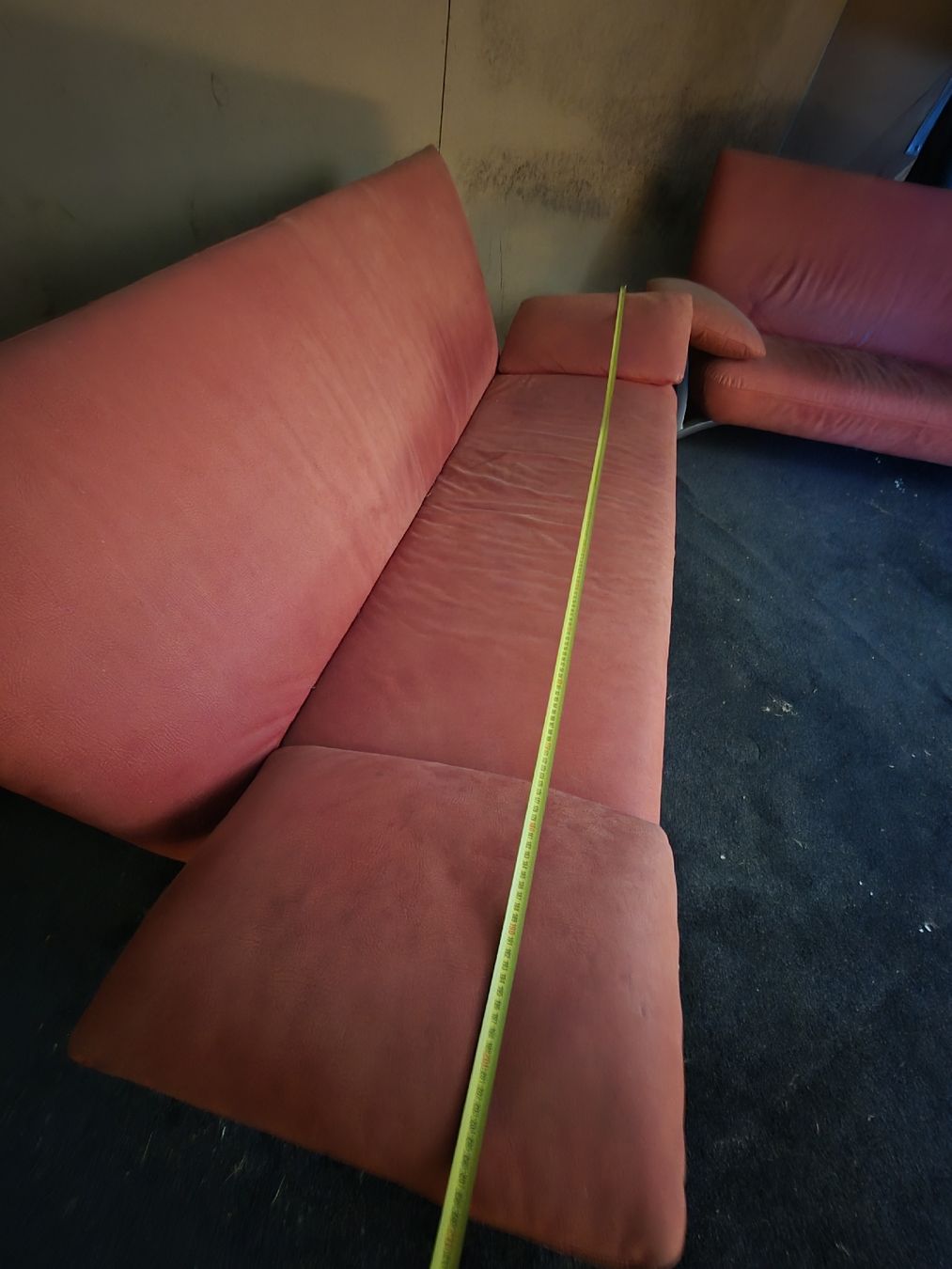 Sofas: Sofa rot mit Metallfüssen gebraucht – Gebraucht aus Grüningen von vomivom 5