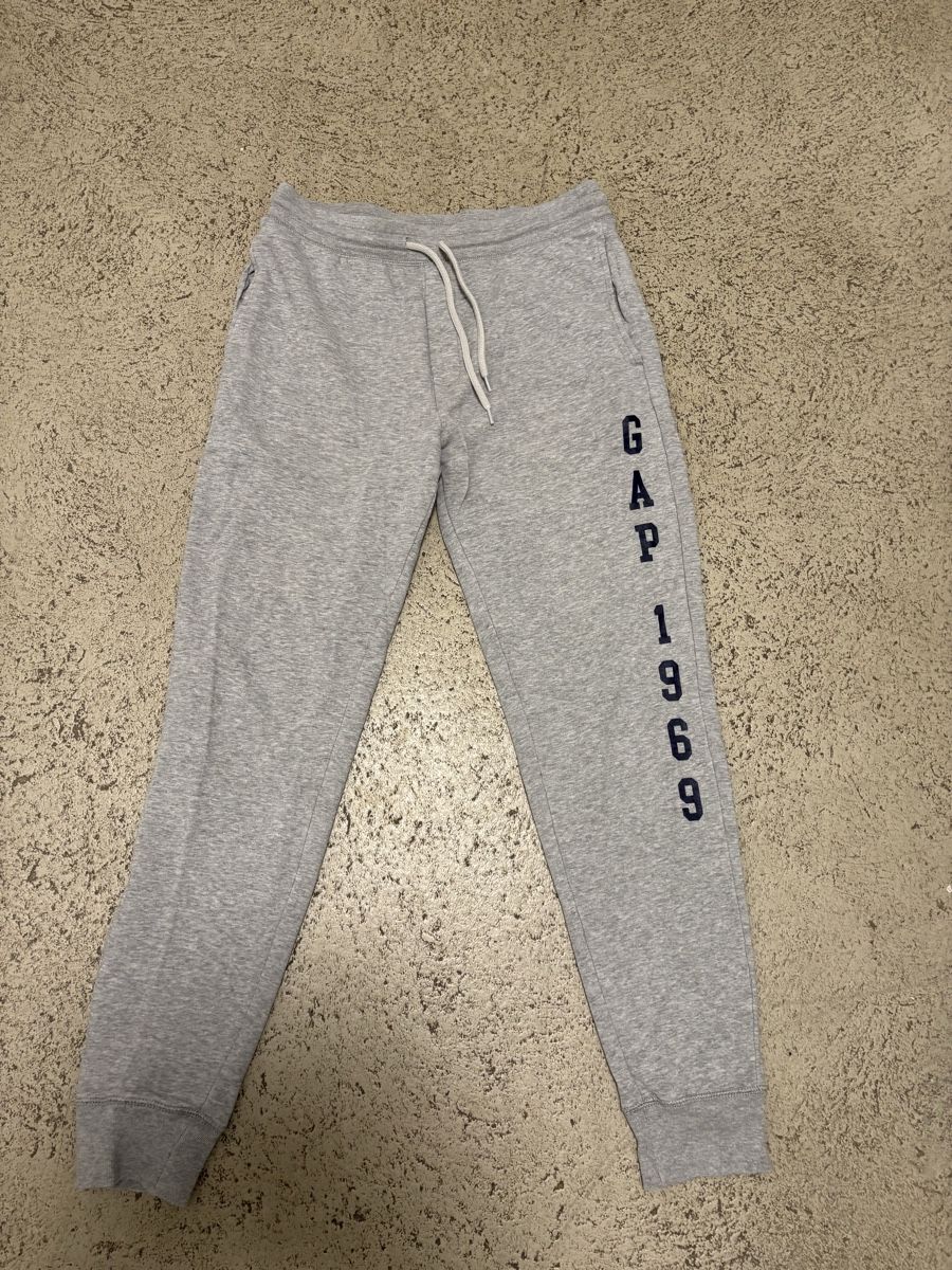 Gap Pantaloni: Herren Trainerhose,Gr.S;GAP – Usato da Winterthur venduto da Nena222