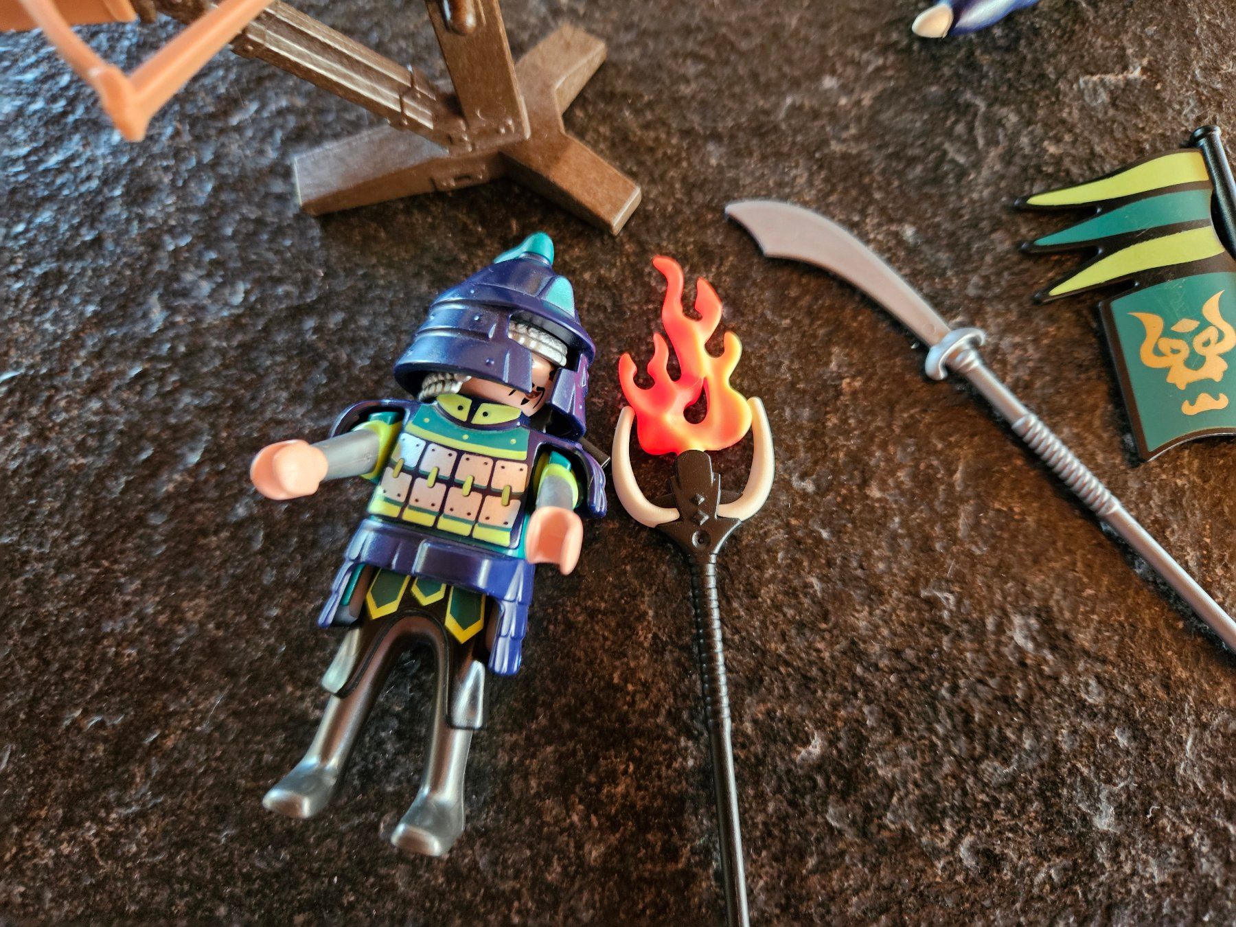 Playmobil Spielzeuge: Playmobil 5484 Panzerdrache mit Krieger – Gebraucht aus Gontenschwil von regentag 2