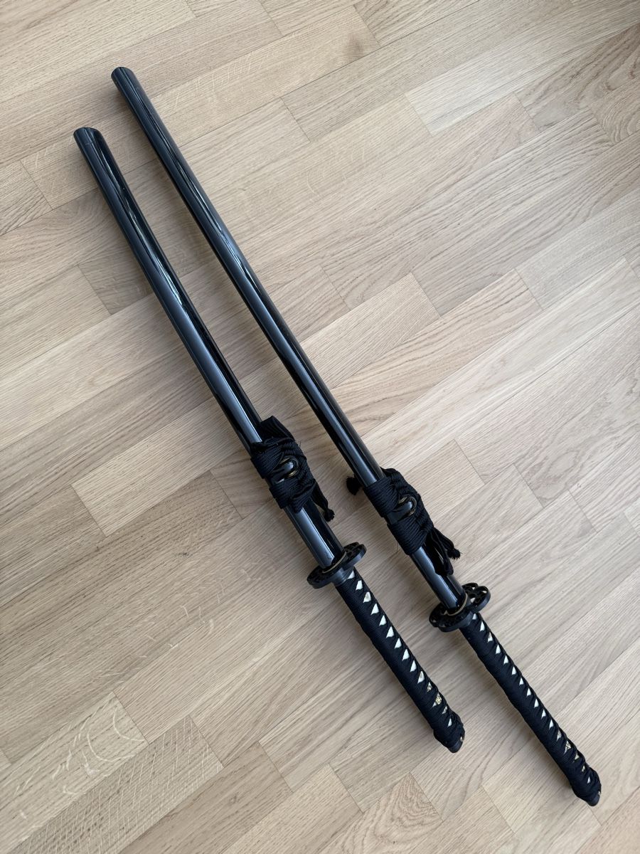 Internationale Kunst: Samurai Schwerter Set, Katana Schwert – Gebraucht aus Goldach von Messerguru 1