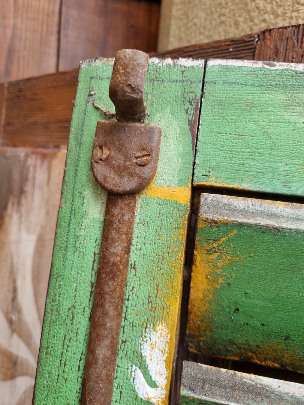 Volets: Antiker Fensterladen – D'occasion à Wohlen AG par Atelier-Elisa 3