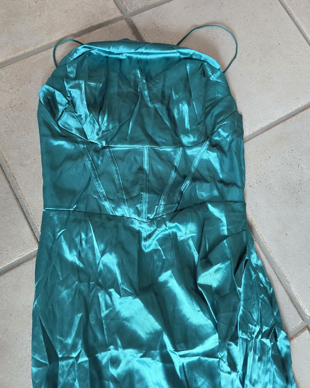 Vestiti: Abendkleid Gr. S (angeschrieben mit Gr. M) – Nuovo e nell'imballaggio originale da St.Peterzell venduto da the2ndchance 2
