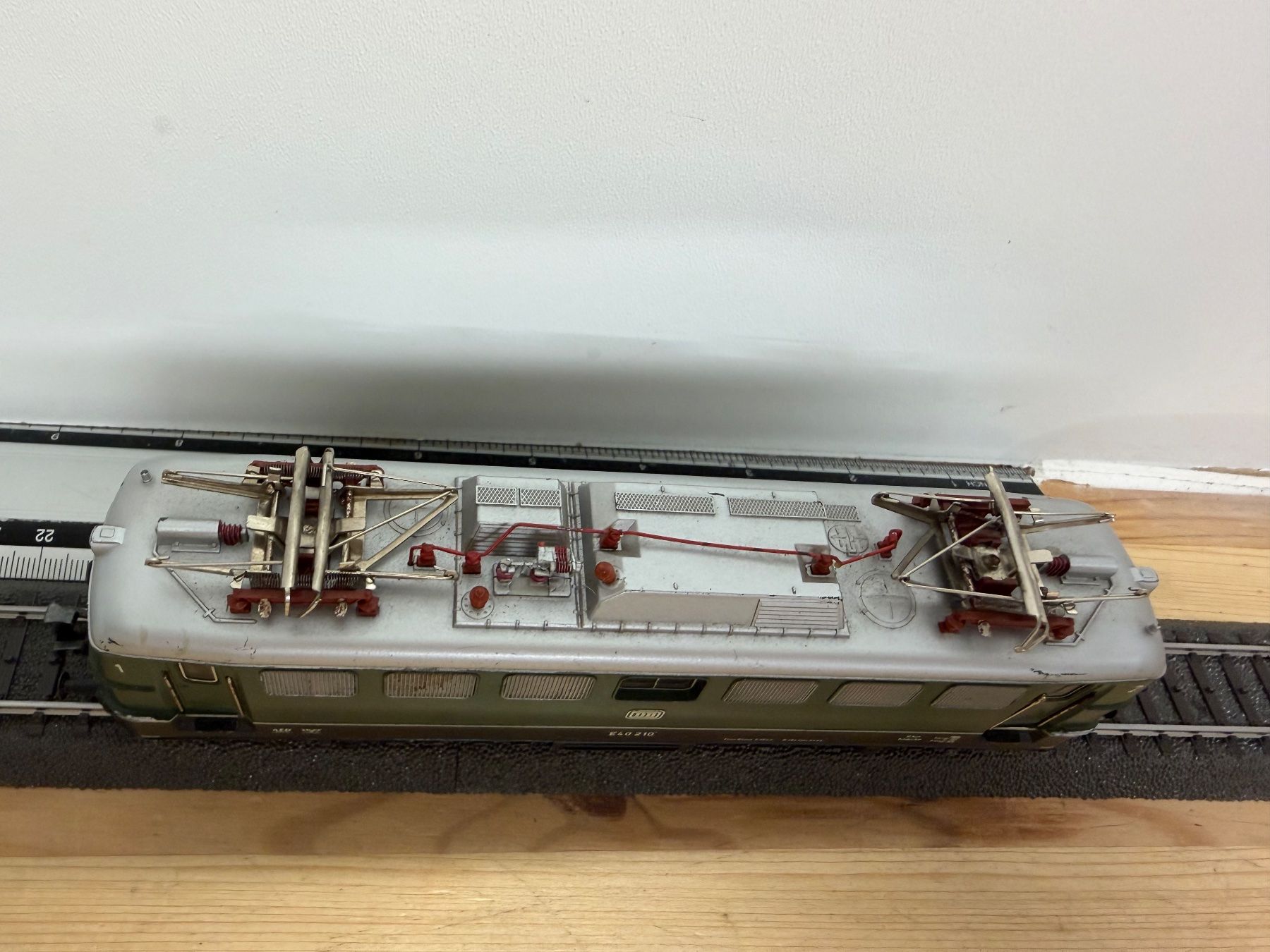 Märklin Modellini di ferrovie: Märklin 3040 Spur H0 E-Lok DB E 40 GEPRÜFT – Usato da Büsserach venduto da ModellbahnDepot 6