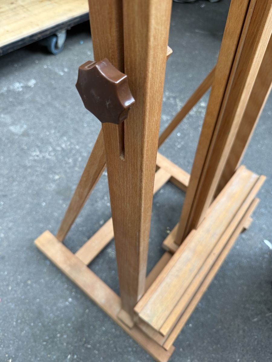 Cavalletti: robuste Holz Staffelei – Usato da Wildegg venduto da KramerBeni 3