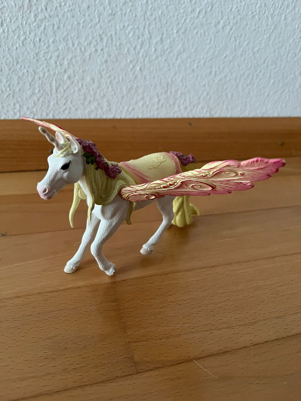 Schleich Giocattoli: Schleich Bayala - Feya mit Pegasus-Einhorn – Usato da Muttenz venduto da Juvenile33 6