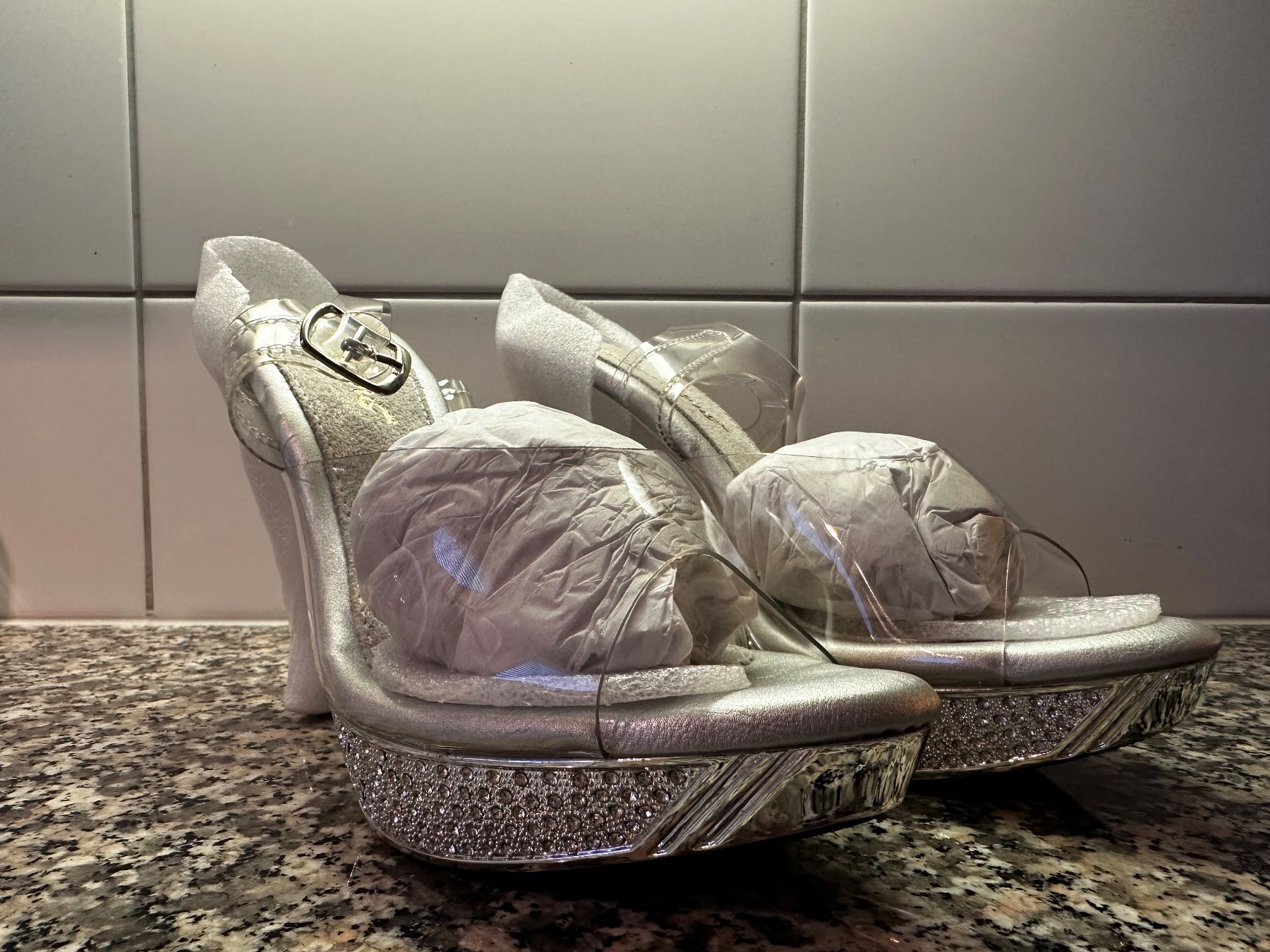 Scarpe da donna: Fabulicious Bikini Competition Shoes Gr 39 – Nuovo e nell'imballaggio originale da Urdorf venduto da nochmalbrauchen 1