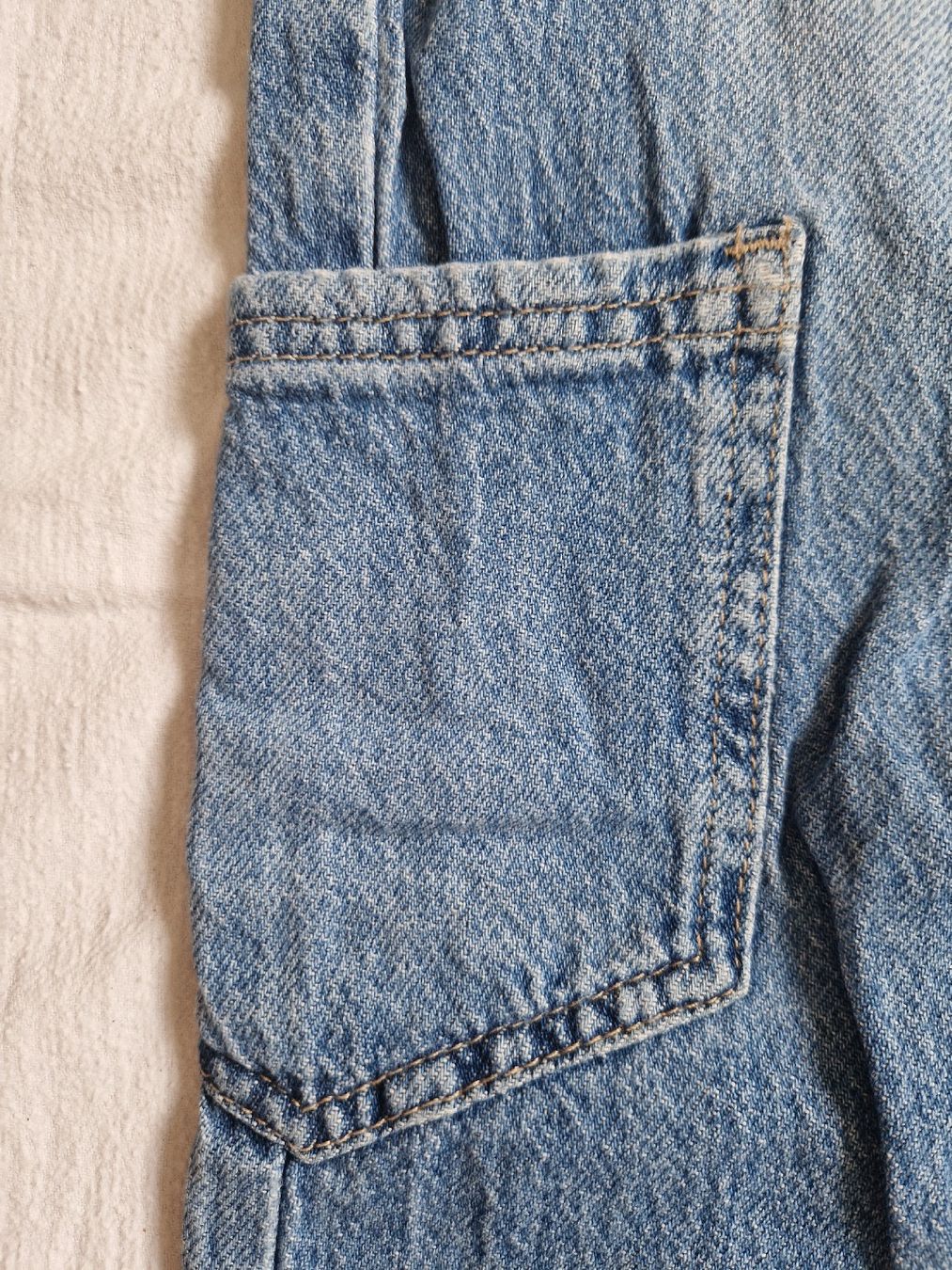 Zara Hosen: Zara Jeans Gr. 134, regulierbare Tabelle – Gebraucht aus Muri b. Bern von rol_xtf8 4