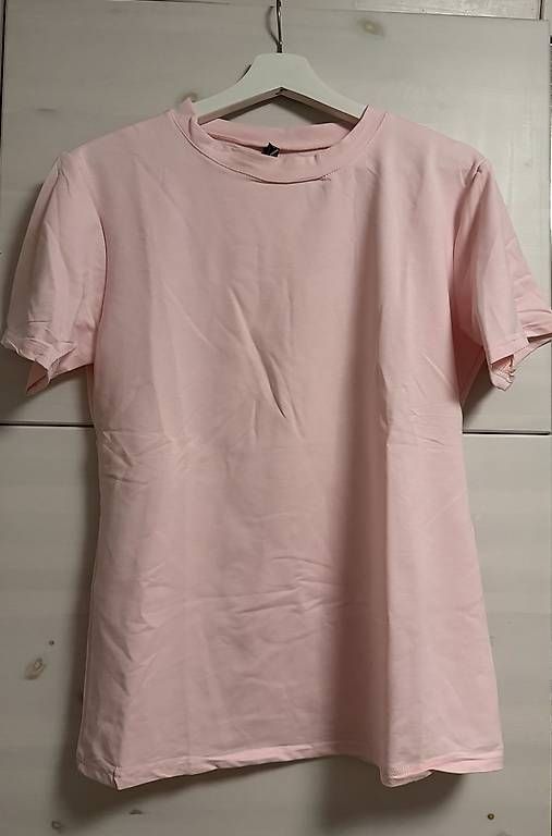Lots de vêtements: Ensemble  – Neuf avec emballage d'origine à Yverdon-les-Bains par may_r5f7