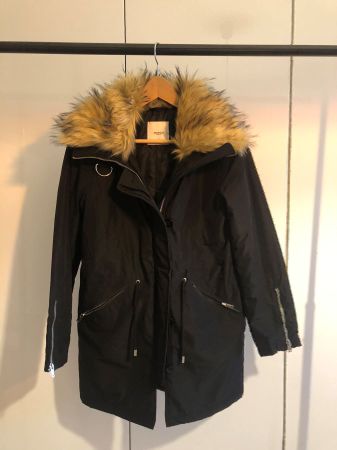 Mango Jacke mit Kunstfell