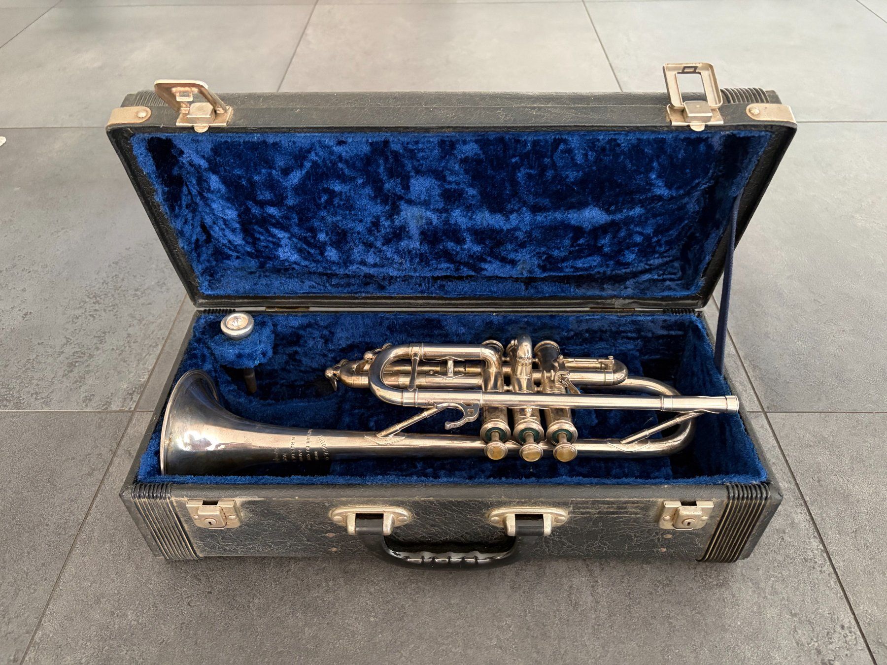Musikinstrumente: Occ. B-Trompete "A. Courtois" – Gebraucht aus Aarberg von bea_rt7l
