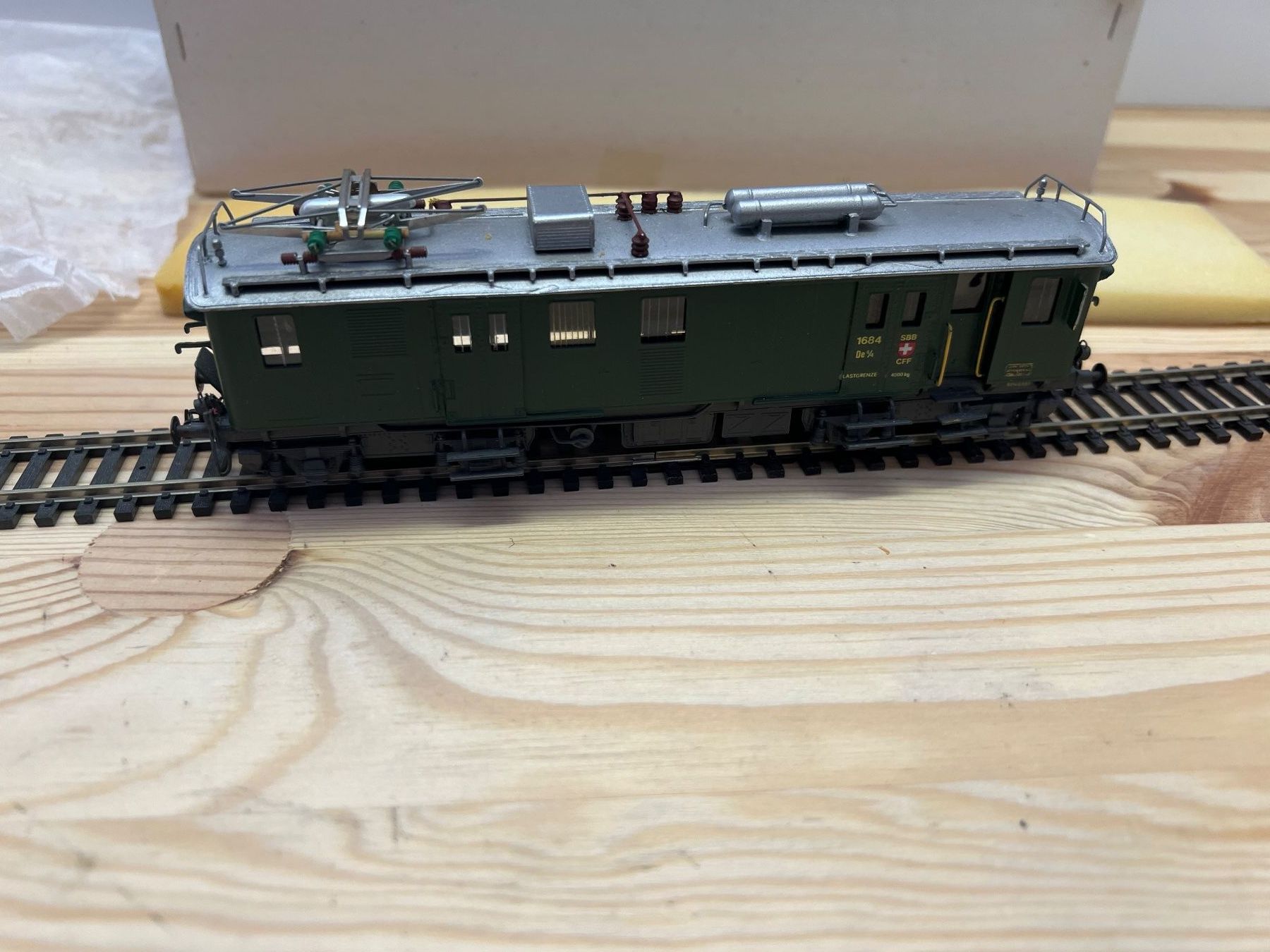 Modellini di ferrovie: Intermodel H0 DC Elektrischer Gepäcktriebwagen Fe 4/4 SBB – Nuovo (secondo la descrizione) da Büsserach venduto da ModellbahnDepot 5