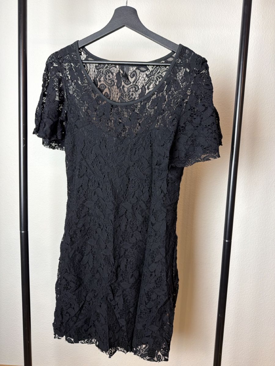 Vestiti: Spitzenkleid Vero Moda – Usato da Bülach venduto da rei_d6tw