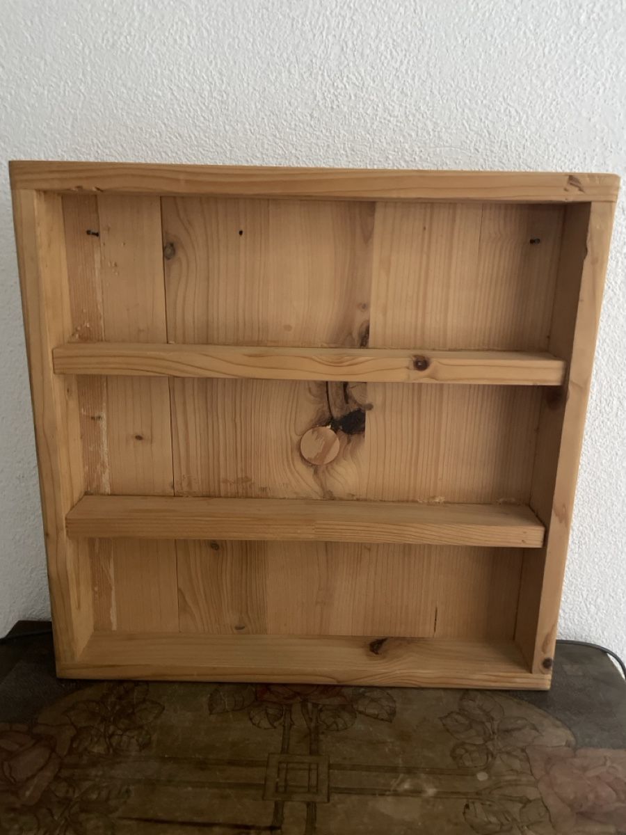 Articoli in legno: Holzsetzkasten – Usato da Pfäffikon ZH venduto da gab_q8wq